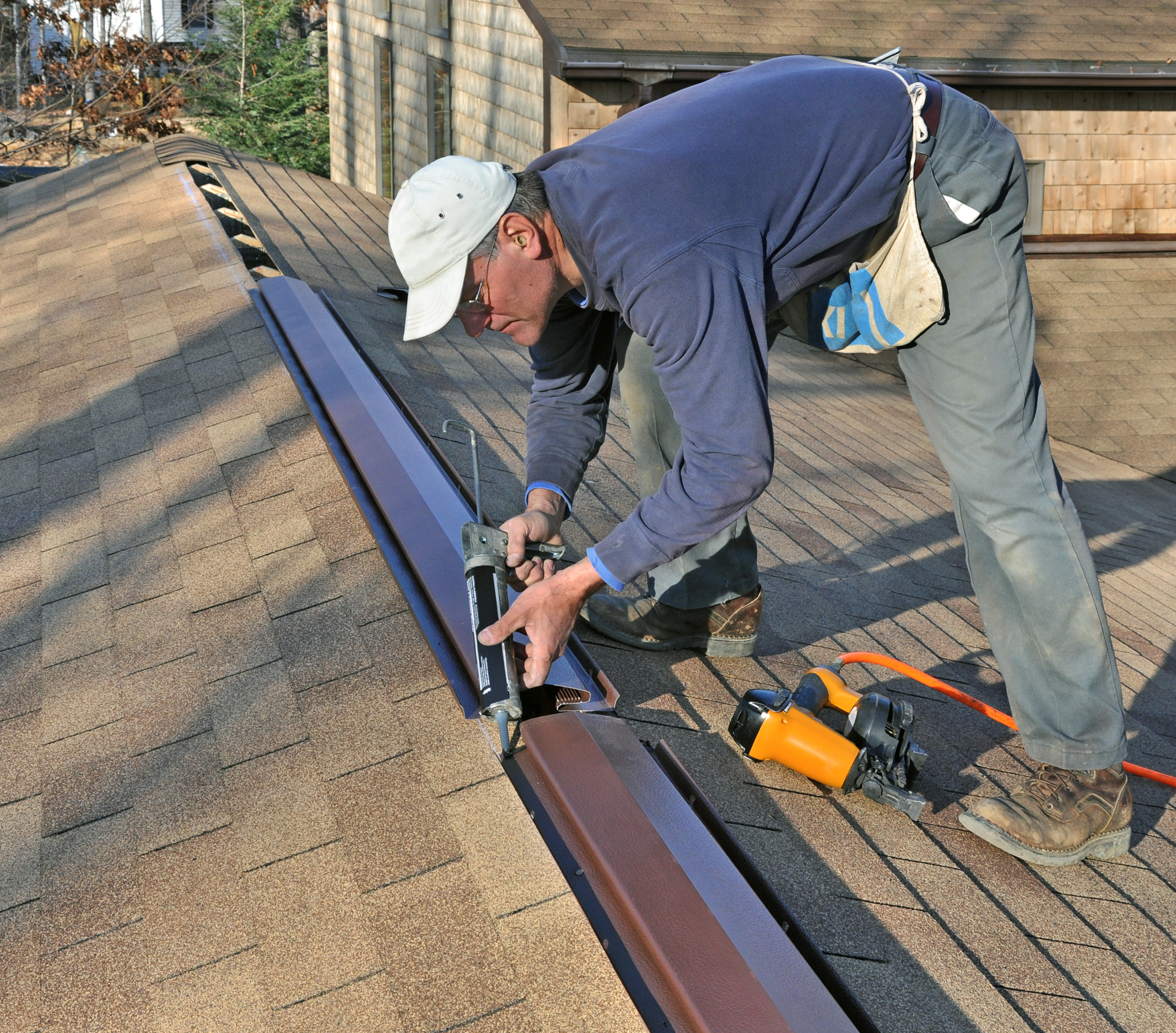 Ridge Vents vs. Soffit Vents - Midwest Attic Solutions